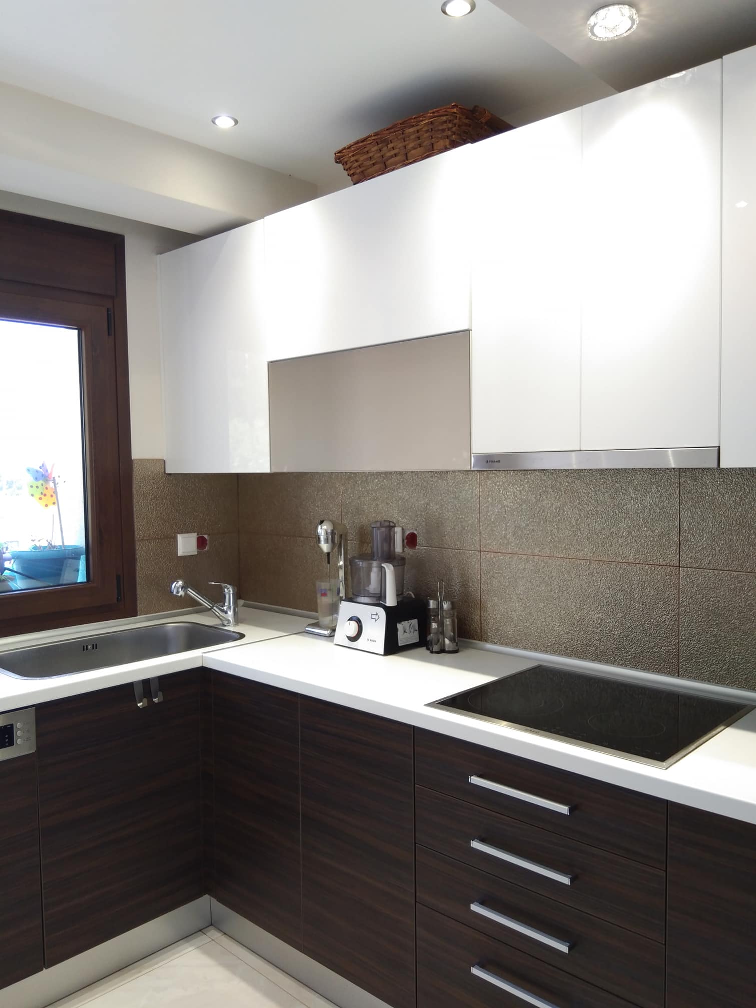 43016023_899056310280423_2333125478996508672_o